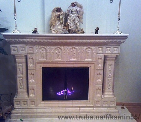 Камин изразцовый (из кафеля)